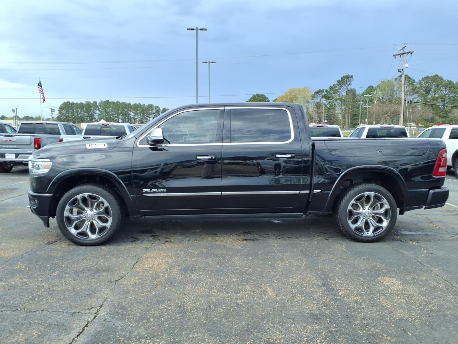 2020 RAM 1500 Limited in Diamond Black Cry — front three-quarter view