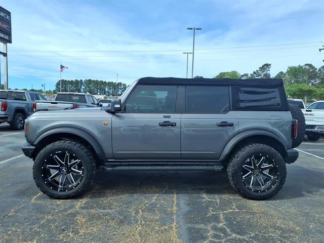 2021 Ford Bronco Base in Carbonized Gray M — front three-quarter view