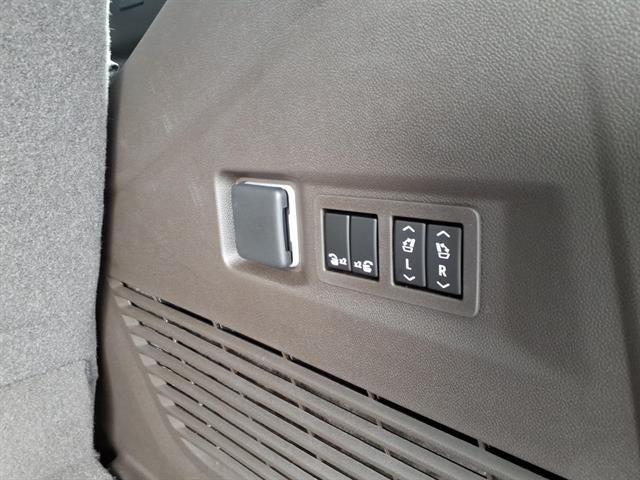 2026 GMC Yukon — detail view